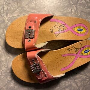 Sarah Jessica Parker Autographed Dr. Scholl’s Wood Exercise Sandals